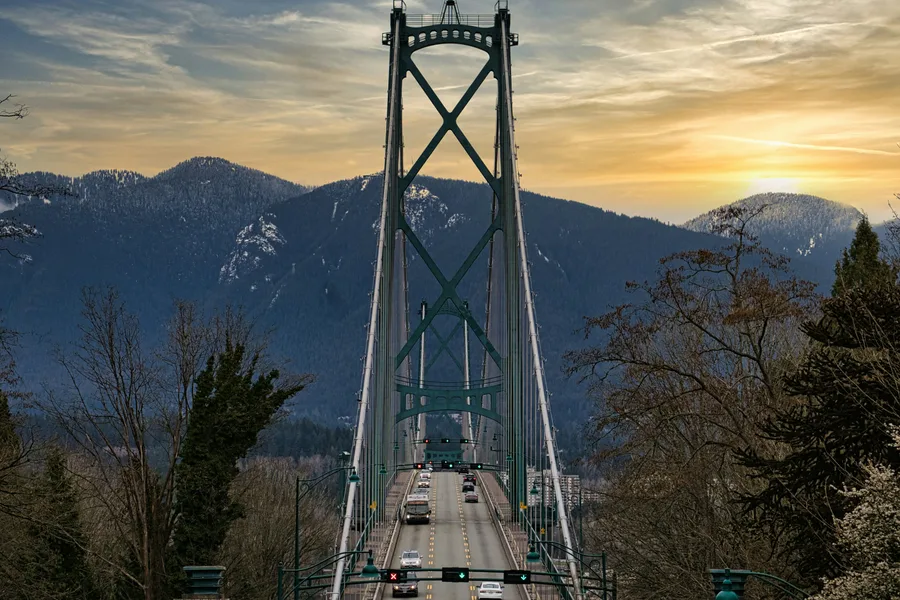 Cars crossing a North Shore bridge during the day
